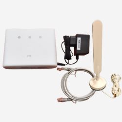 Husvagn 12 V 4G GSM Router inkl. Förbättring Camping antenn Paket - ZTE - 10960364 - Husvagn 4G GSM Router inkl. Förbättring Camping antenn Paket, i paketet ingår 12V 4G LTE Mobil WiFi router 12v till husvagn och hem från ZTE och 3G 4G Förbättring Camping antenn till husbil och husvagn. Allt vad Du behöver 3G 4G sim kort från ditt internetleverantör. 12V bil laddningsadapter ingår Frekvens område: 698-960/1710-2700MHz 4G WiFi-router LTE Cat4 Peak Gain: 698-960MHz:3dBi / 2171~2700MHz: 5dBi WiFi:802.11 b/g/n 2,4 GHz, 2 x 2 MIMO, 300 Mbps 32 användare stöds